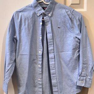 Vineyard Vines long sleeve button down youth small. Color denim blue